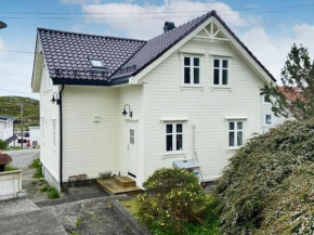Holiday home Hernar